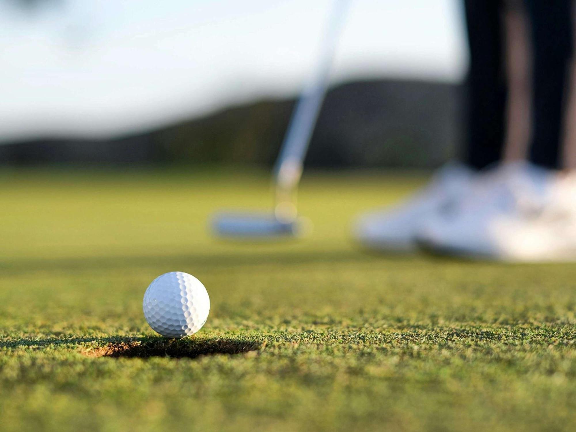 Le Domaine Des Vanneaux Golf Et Spa Mgallery LʼIsle-Adam Eksteriør bilde
